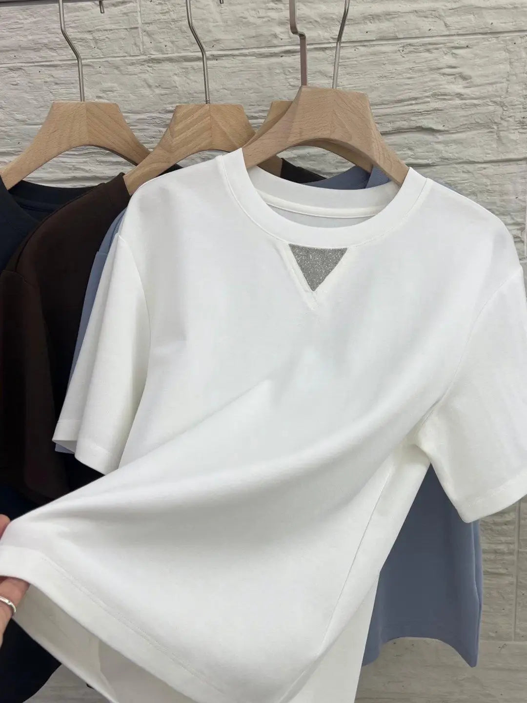 Horse cotton short sleeved T-shirt women's round neck versatile temperament elegant and clear slimming loose top