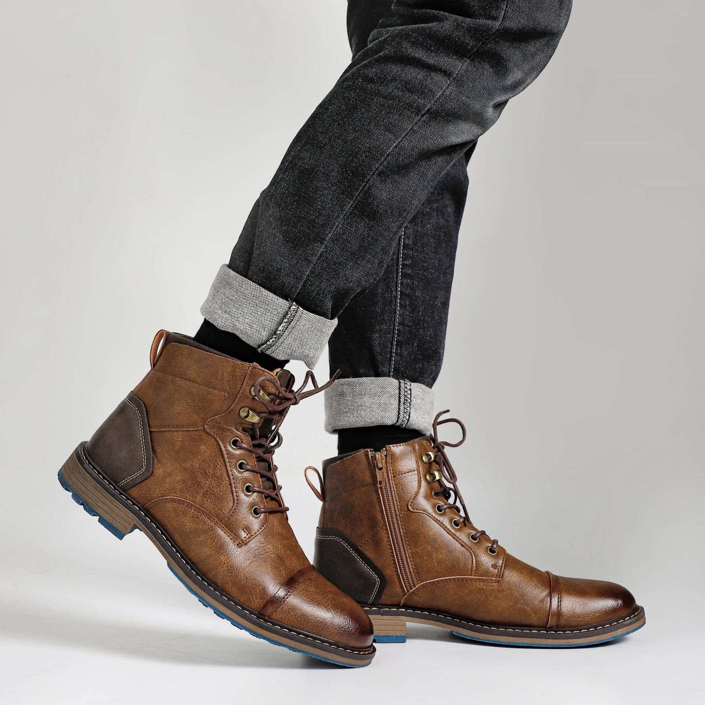Hecrafted Men's Retro Leather Ankle Boots for Comfortable Spring Fashion and Everyday Wear