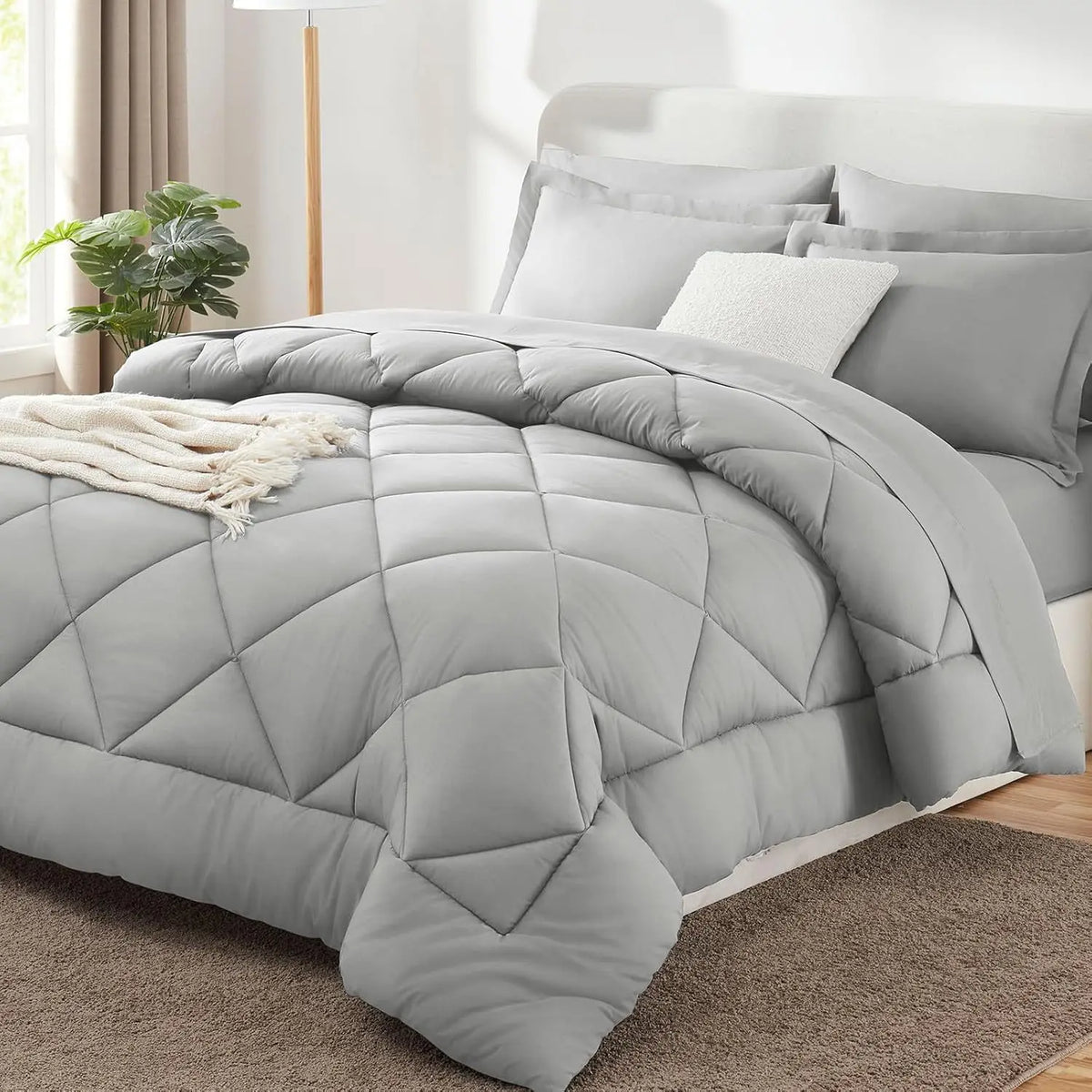 Luxury Bamboo Fiber 460 Gr Down Alternative Comforter Set